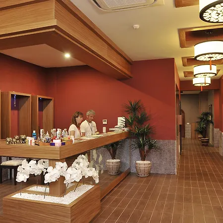 Seaden Corolla Hotel Side