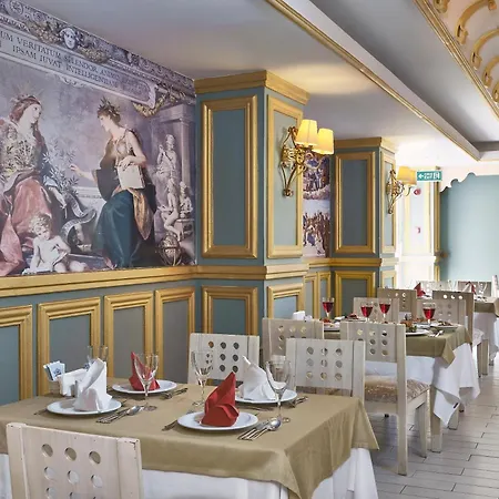 Seaden Corolla Hotel 4*