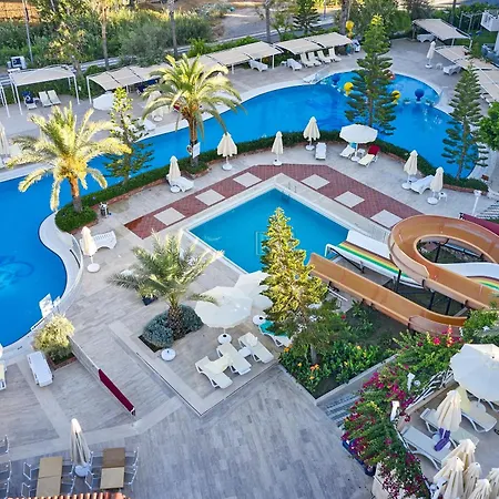 Seaden Corolla Hotell Side