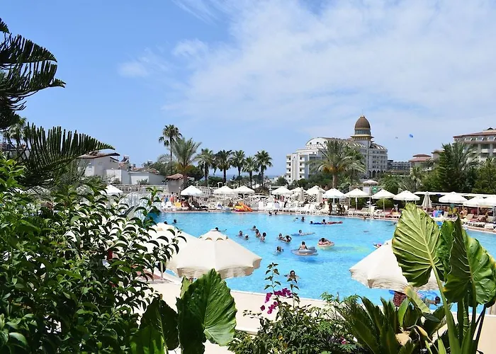 Seaden Corolla 酒店