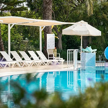 Seaden Corolla Hotel Sidé