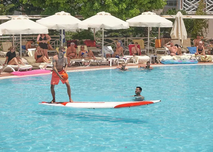 Seaden Corolla Hotel