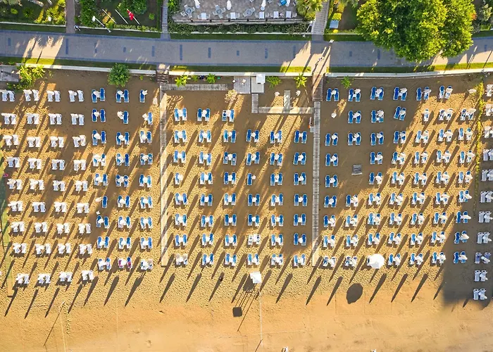 Hotel Seaden Corolla 4*